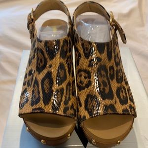 Women’s new Volatile wedge leopard sandals